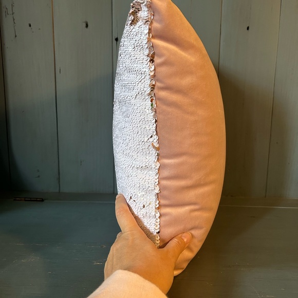 Under The Sea Mermaid 2 Sided Sequin “Claire” Pillow (Gold/Blush Pink) 14x14 - Picture 4 of 7